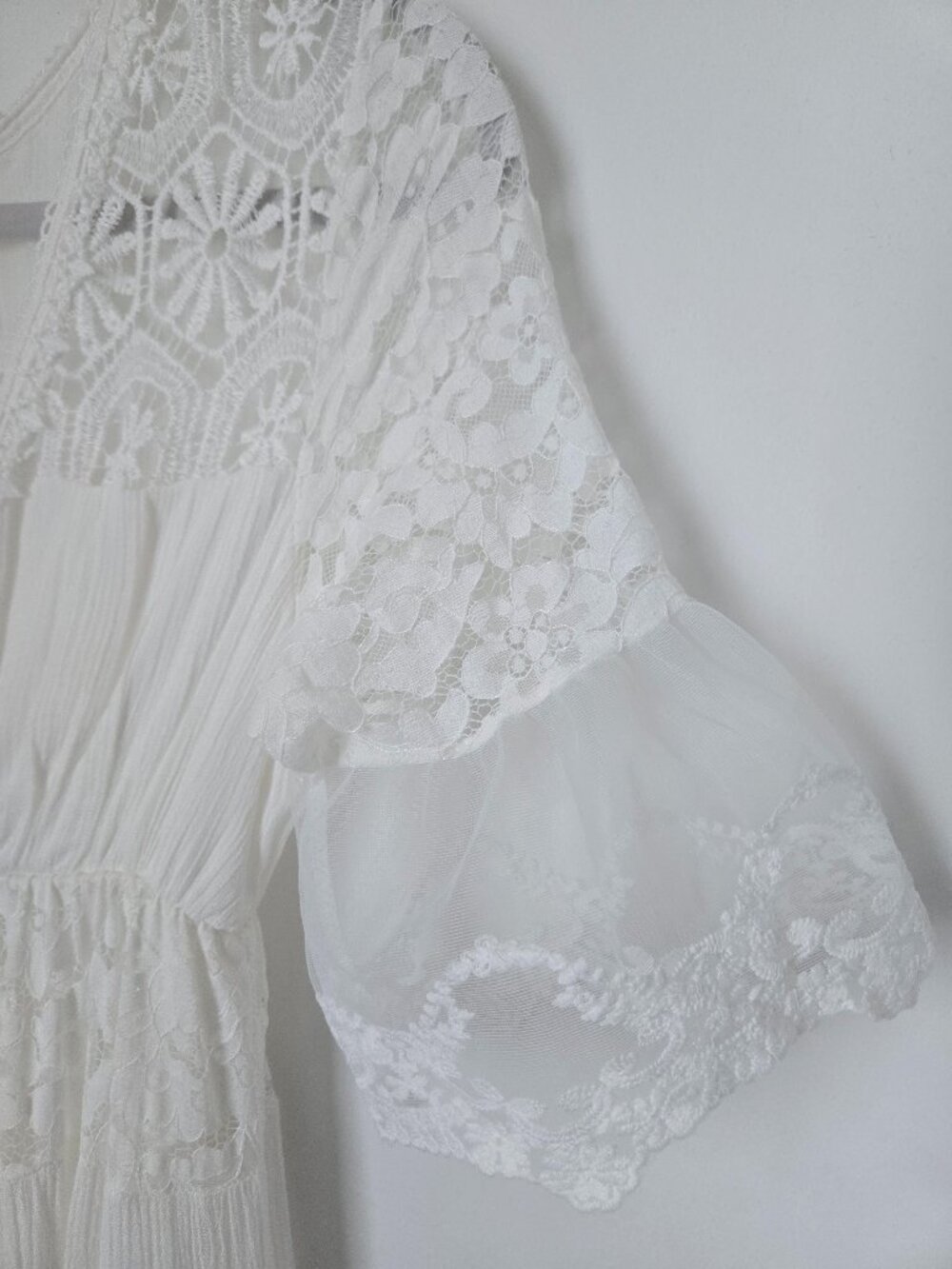 Phi Phi Star White Lace Boho Maxi Dress – Size M - Picture 6 of 9